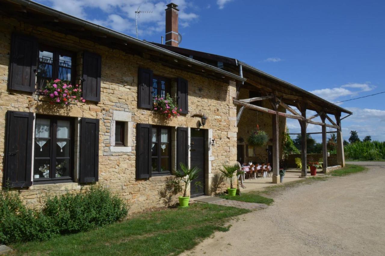Le Moulin Du Fay Bed & Breakfast Villemotier Exterior photo